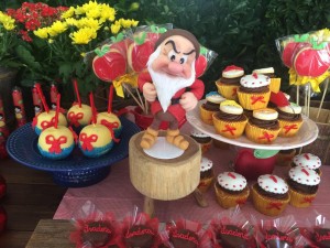 11022975_785120094906339_573041970_n